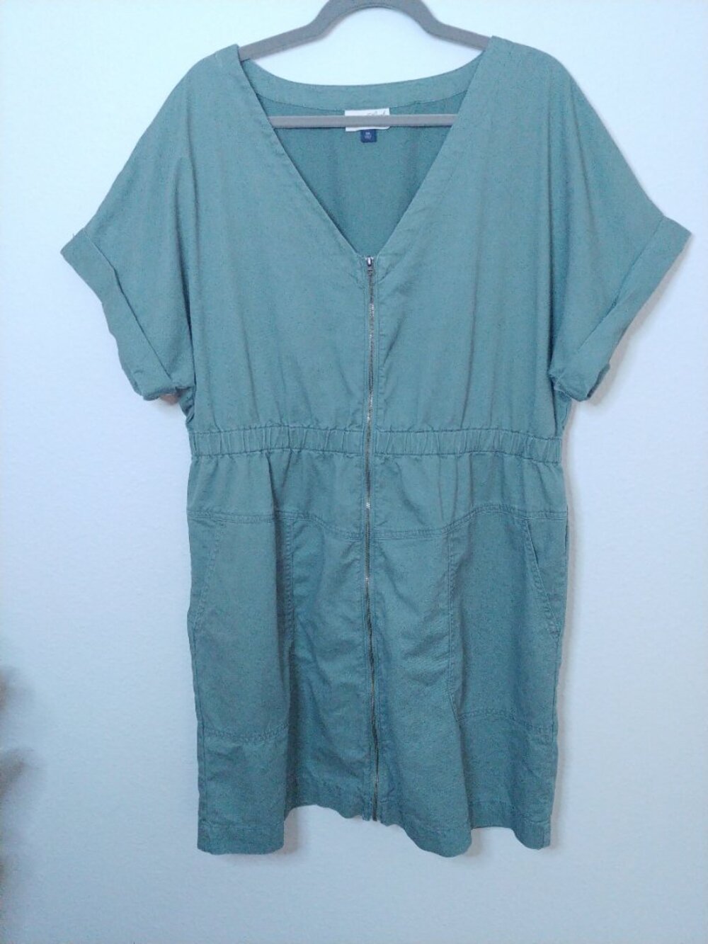 Universal Thread Green Zip-Up Utility Dress